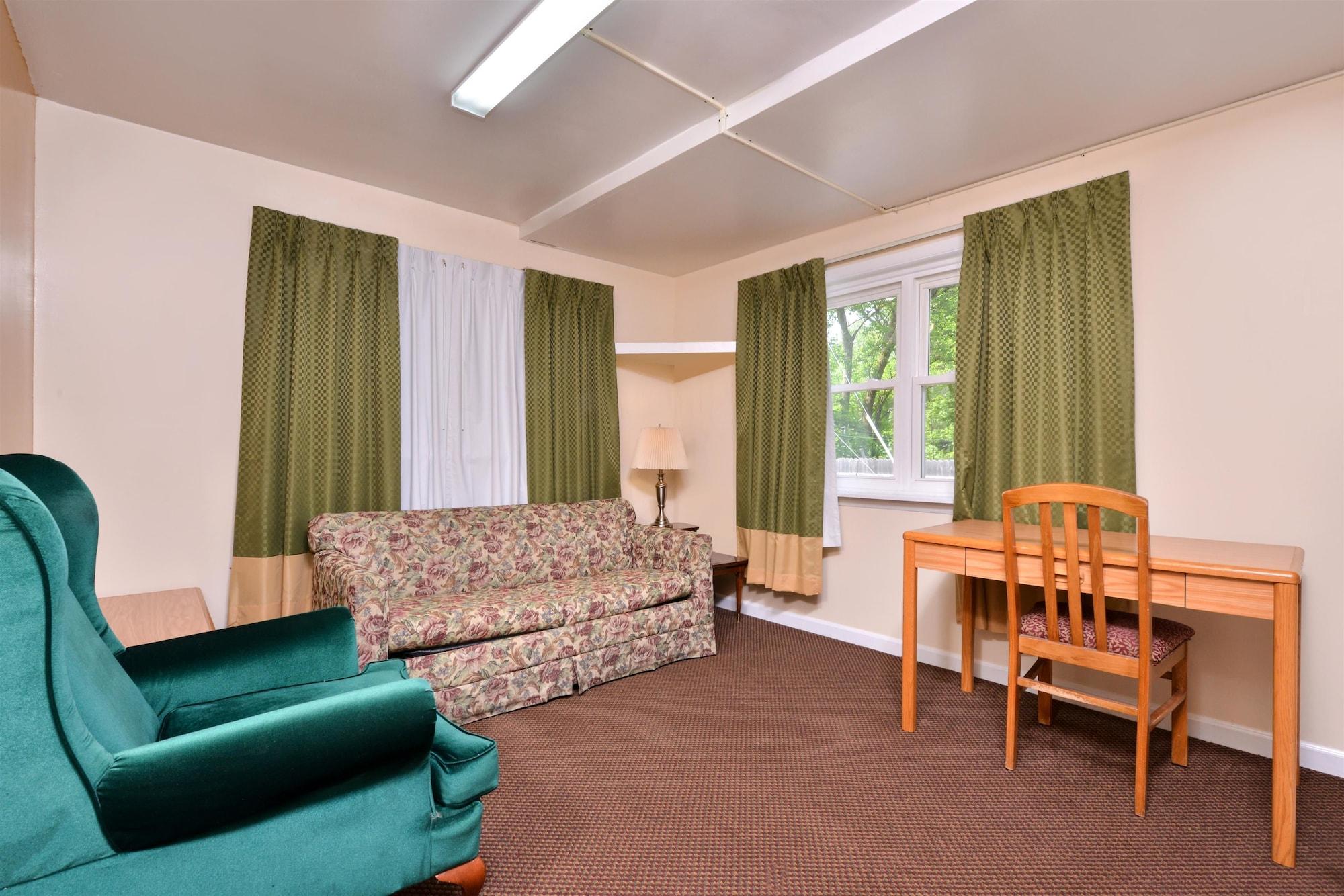 Americas Best Value Inn Jonesville/Hillsdale Exterior foto