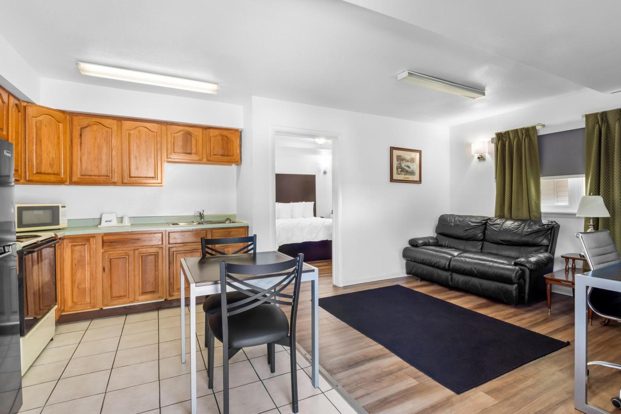 Americas Best Value Inn Jonesville/Hillsdale Exterior foto