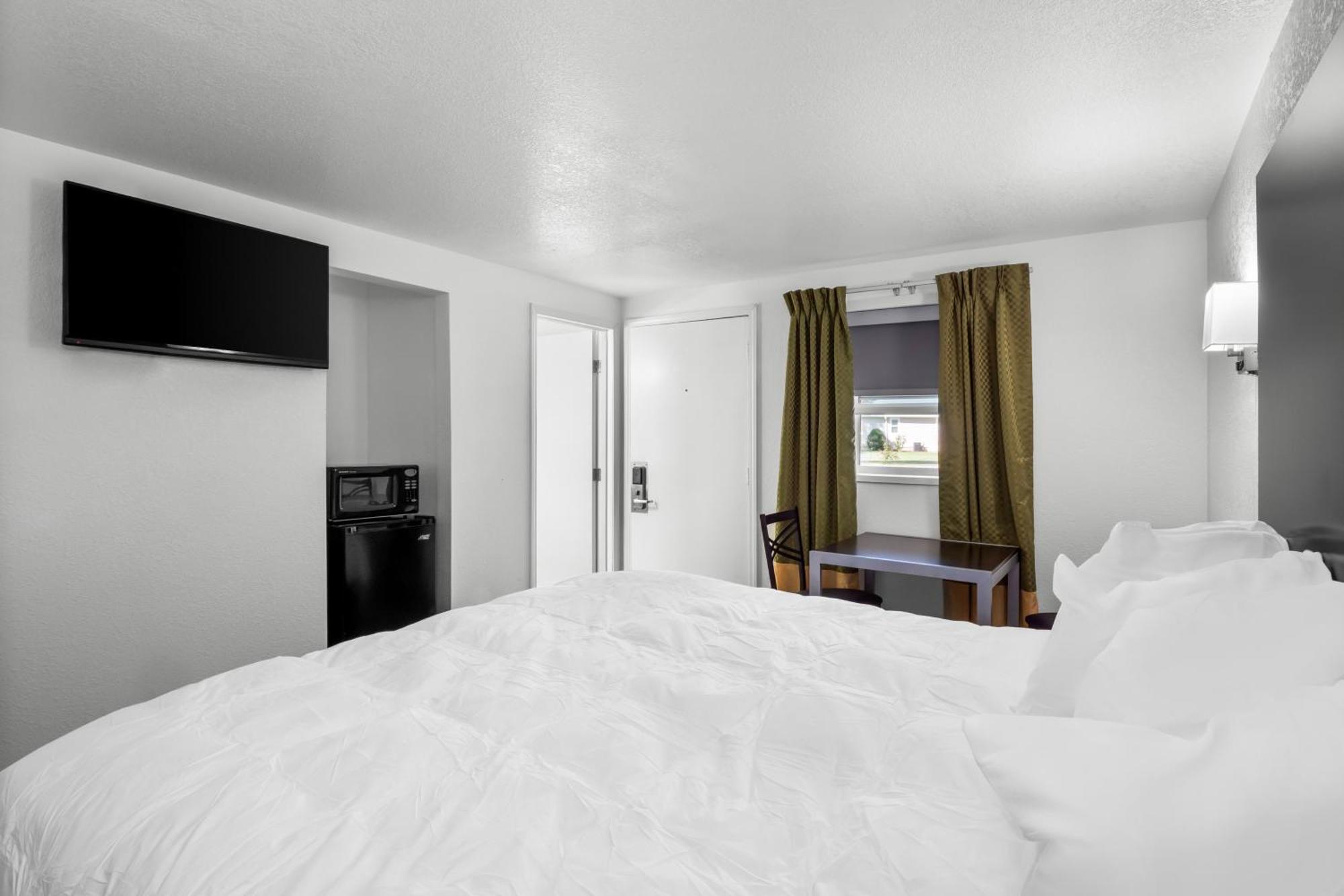 Americas Best Value Inn Jonesville/Hillsdale Exterior foto