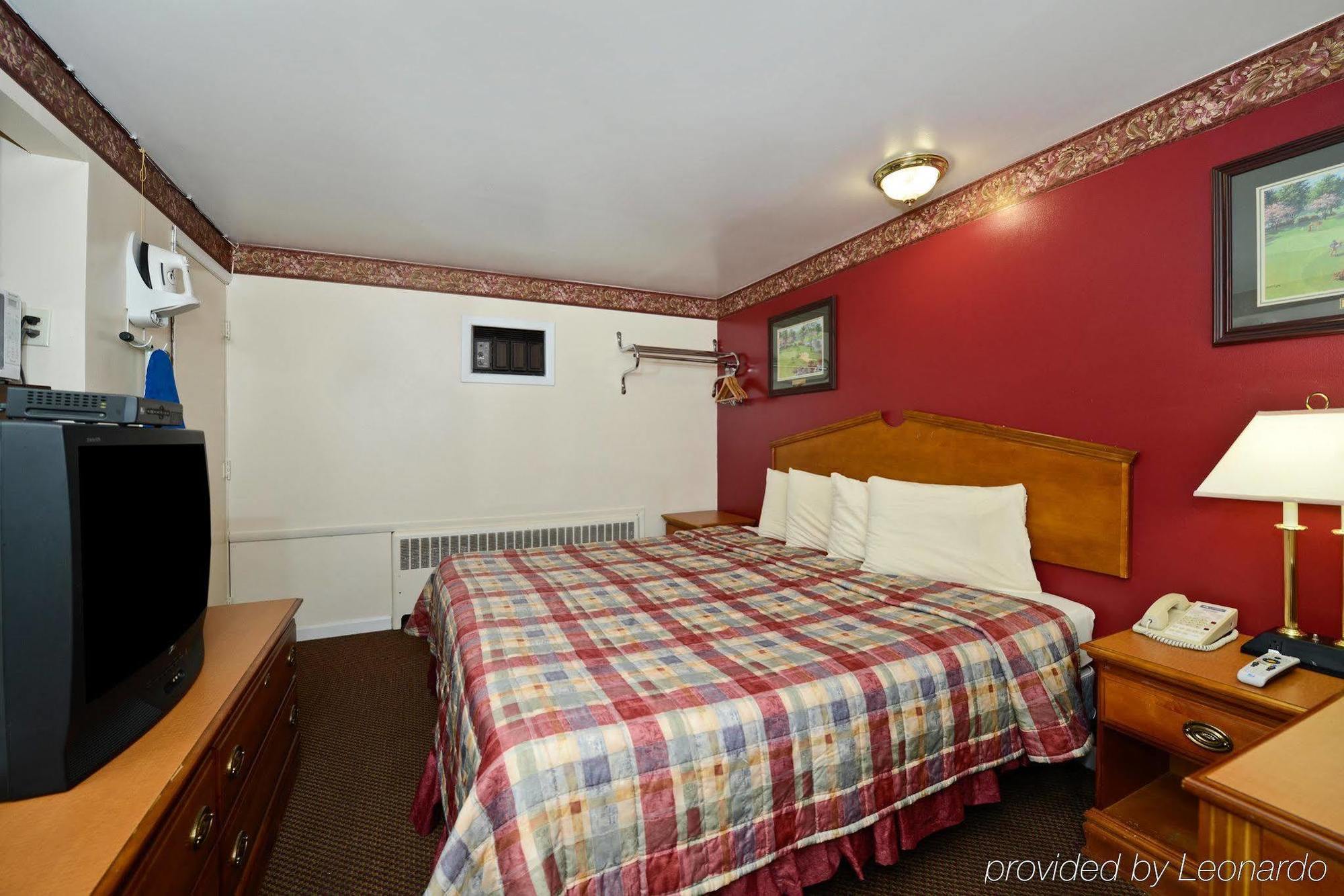 Americas Best Value Inn Jonesville/Hillsdale Quarto foto