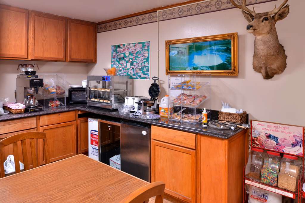 Americas Best Value Inn Jonesville/Hillsdale Restaurante foto